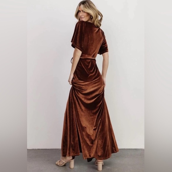 Baltic Born Bronze Meghan Velvet Wrap Maxi Dress Small - Picture 2 of 15